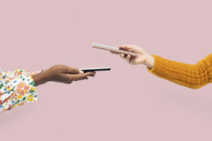 Tap to Phone: Como transformar o celular dos seus entregadores em maquininha